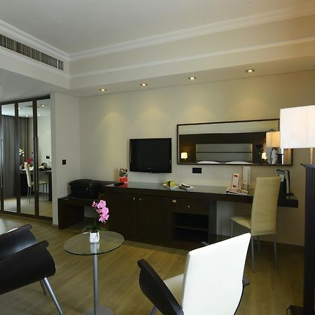 Ramada By Wyndham Downtown Beirut Hotel Exterior photo