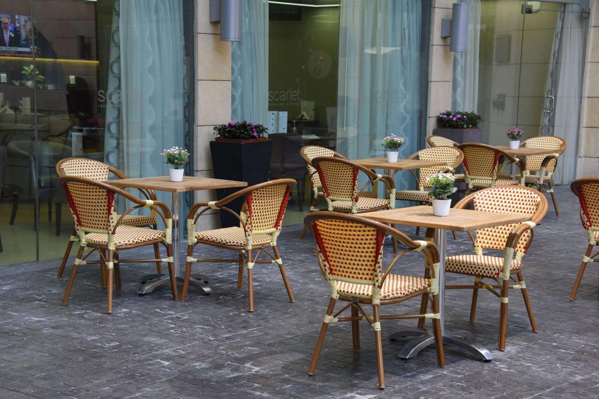 Ramada By Wyndham Downtown Beirut Hotel Exterior photo